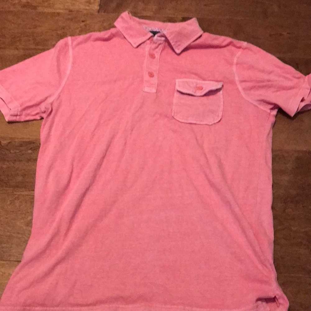 Short sleeve button up